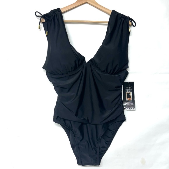 Shore Shapes Swimwear V Neckline One Piece Swimsuit Black Size 16 - Picture 1 of 14